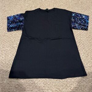 WILD FABLE Black Tee with Navy & Blue Sequin Sleeves NWOT